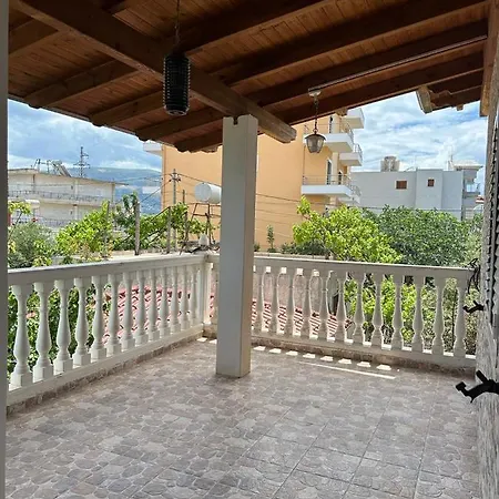 Yellow House فندق مبيت وإفطار *